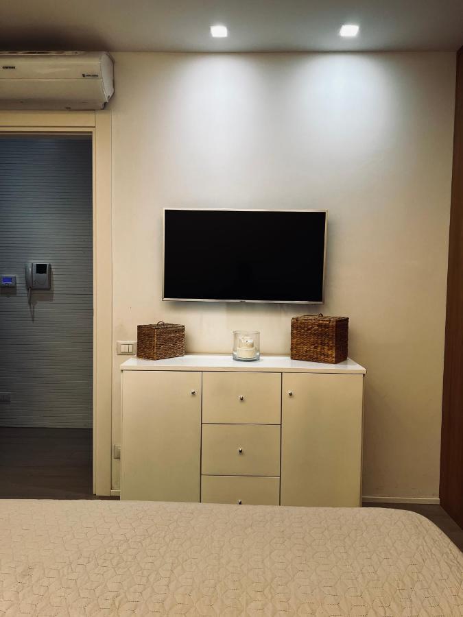 Lux Apartment In Historical Center Of Palermo Exteriör bild